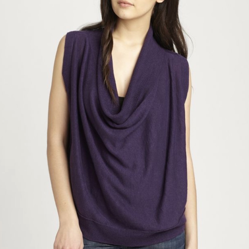 vkoo 100% linen cowl neck vest. Size small.